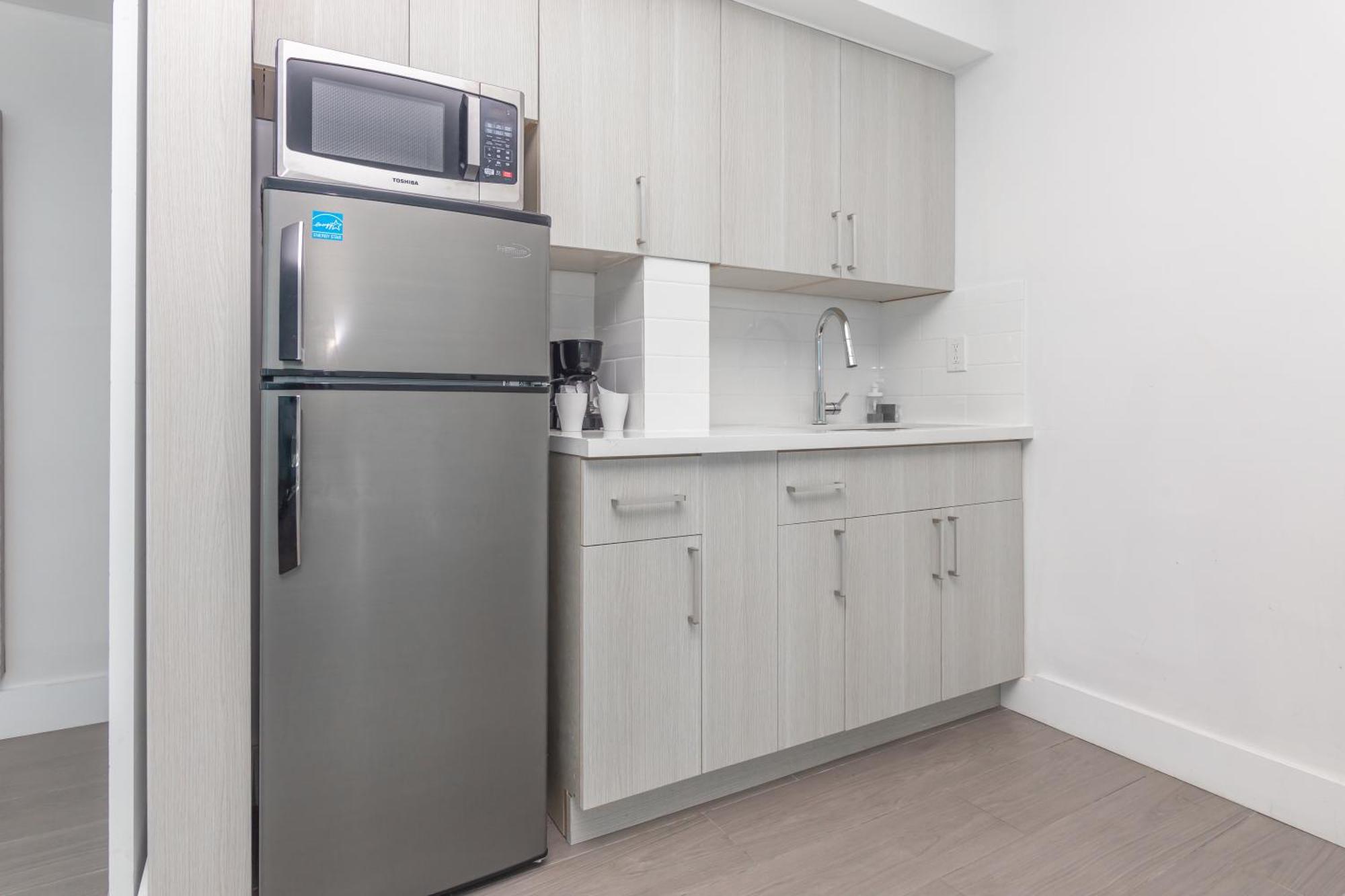 Girasole Rentals Suites ไมอามีบีช ห้อง รูปภาพ