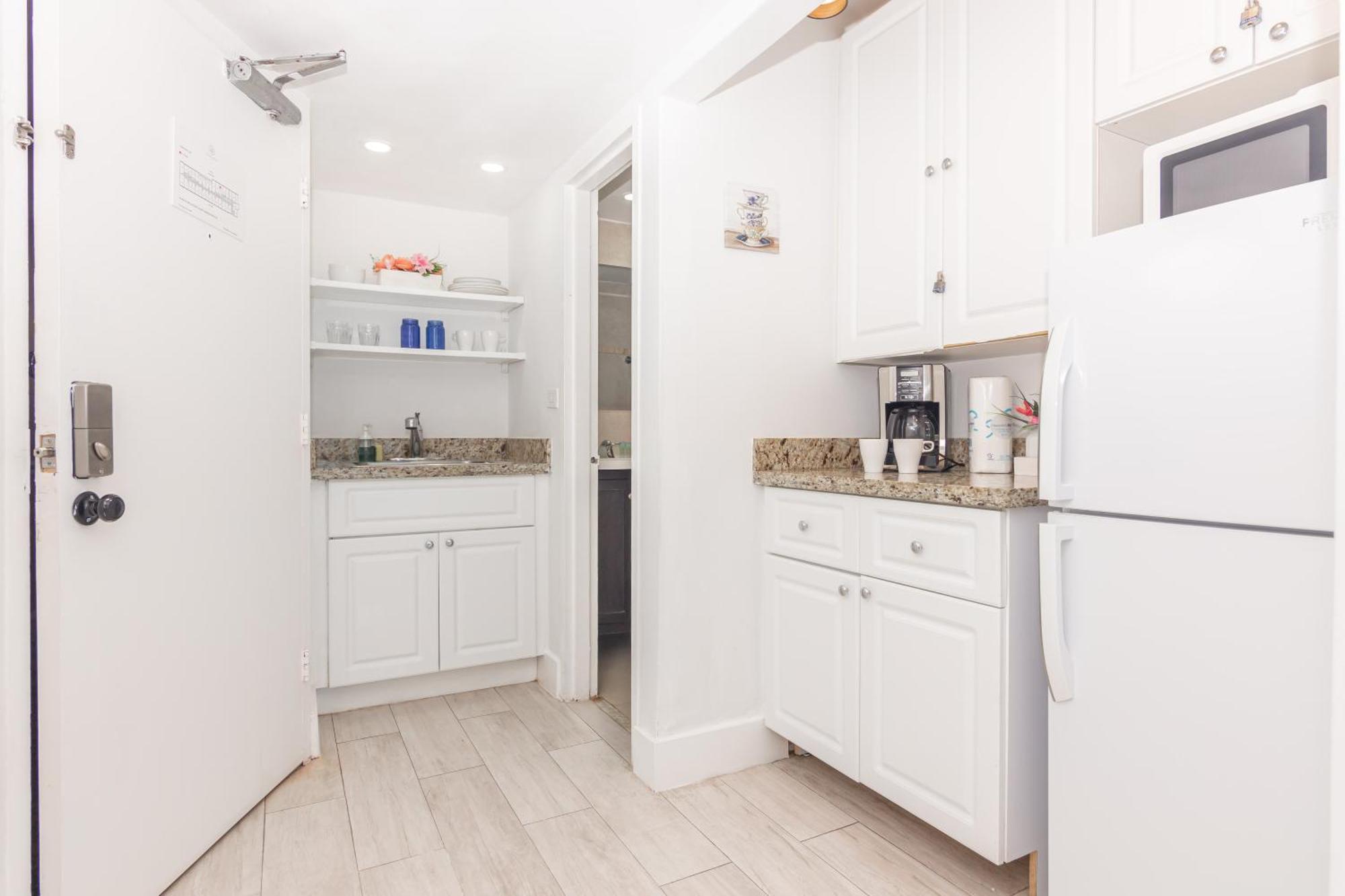 Girasole Rentals Suites ไมอามีบีช ภายนอก รูปภาพ