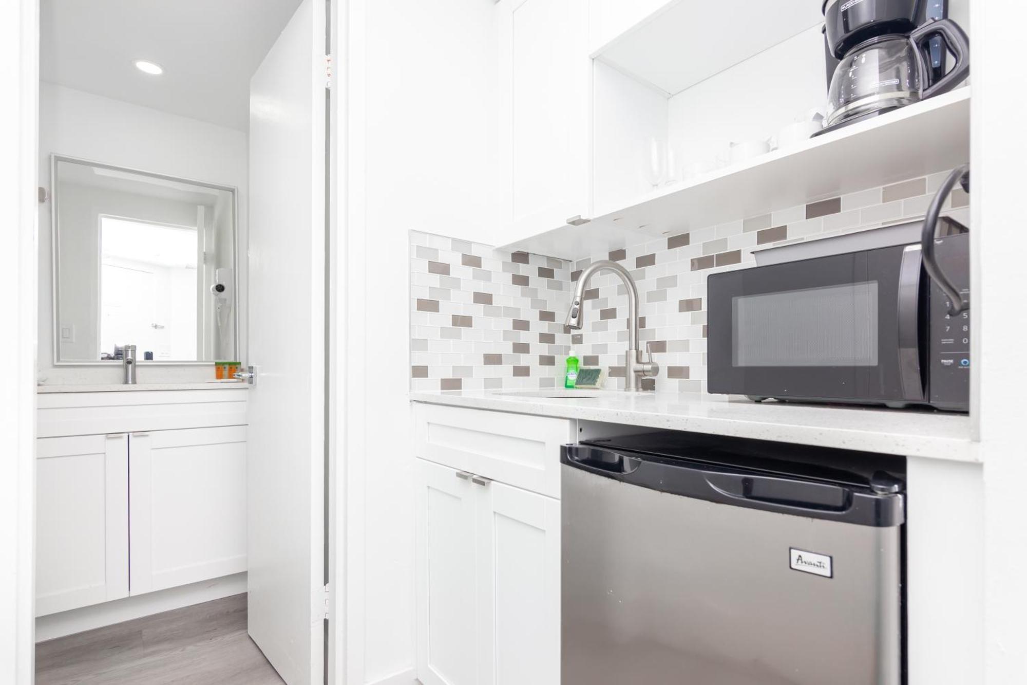 Girasole Rentals Suites ไมอามีบีช ห้อง รูปภาพ