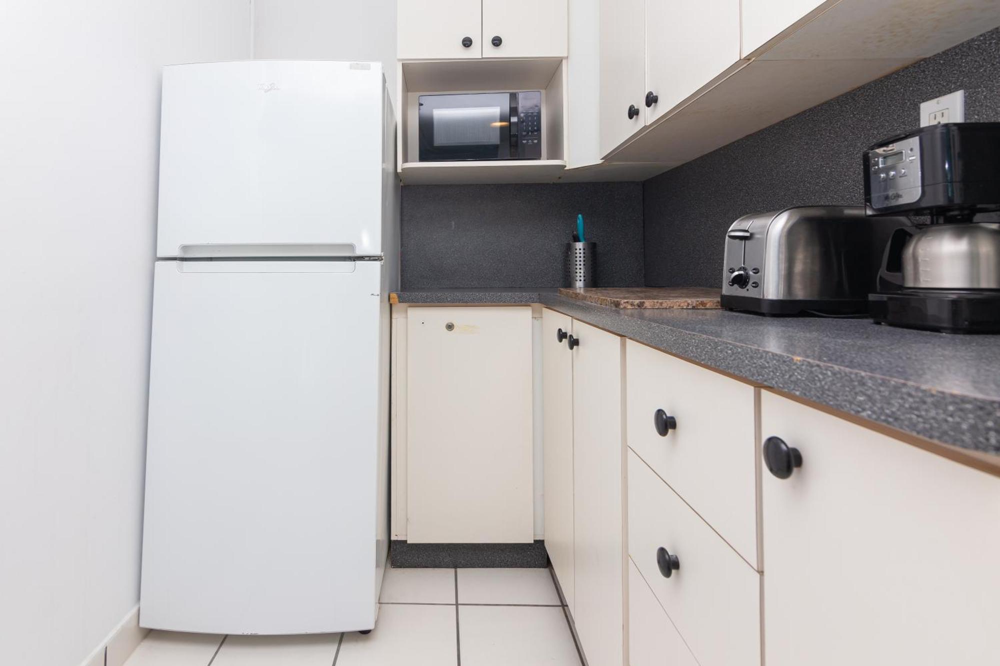 Girasole Rentals Suites ไมอามีบีช ห้อง รูปภาพ