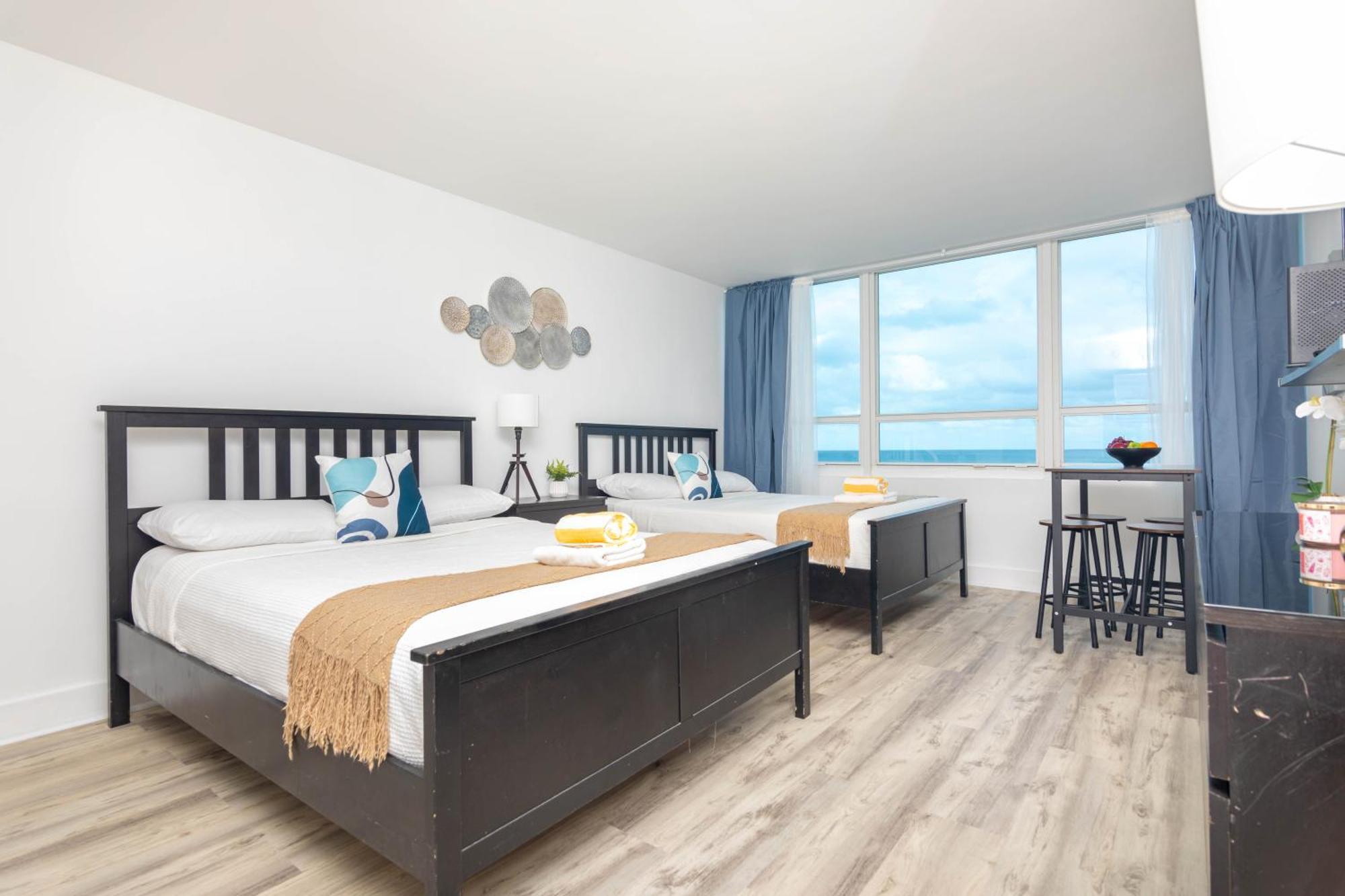 Girasole Rentals Suites ไมอามีบีช ห้อง รูปภาพ